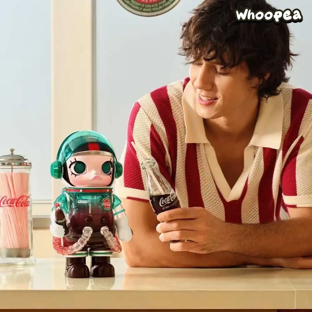 POP MART MEGA SPACE MOLLY 400% Iconic Coca-Cola Series Figure (PRE