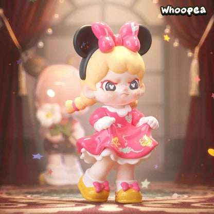 DORA LOVES MlCKEY Series Figures, Blind Box (PRE-ORDER)