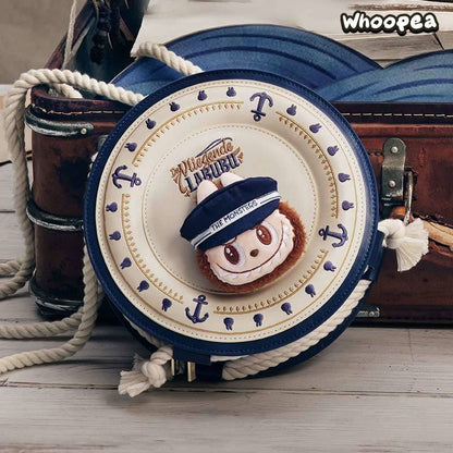 The Monsters De Vliegende LABUBU Series Sailor Plush Bag