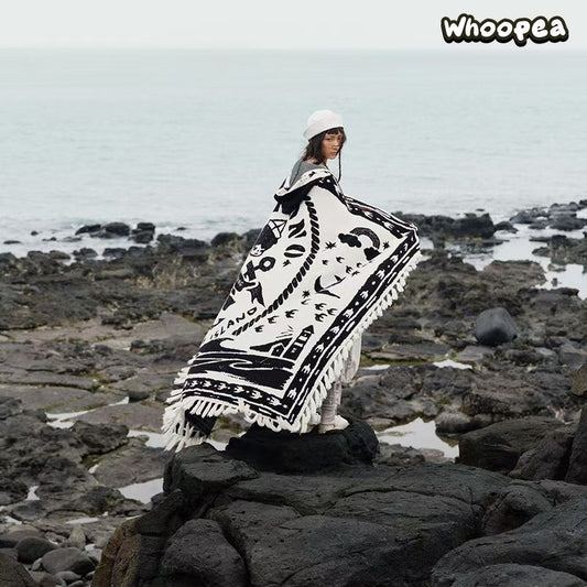POP MART × Hirono Living Wild – Freedom Island Cloak Blanket
