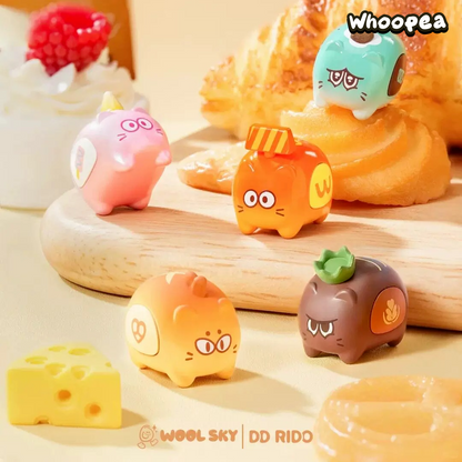 GoGo! Ding Ding Cat Series Mini Figure Blind Bag
