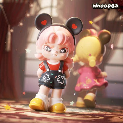 DORA LOVES MlCKEY Series Figures, Blind Box (PRE-ORDER)