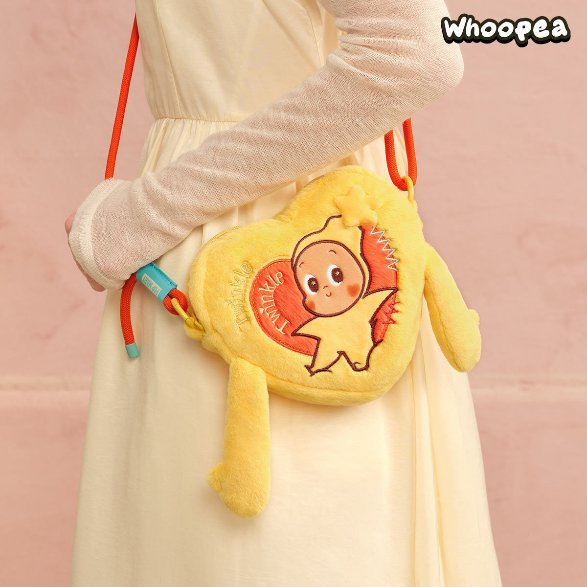 POP MART Twinkle Twinkle Crush On You Series-Hand-in-Hand Heart Bag
