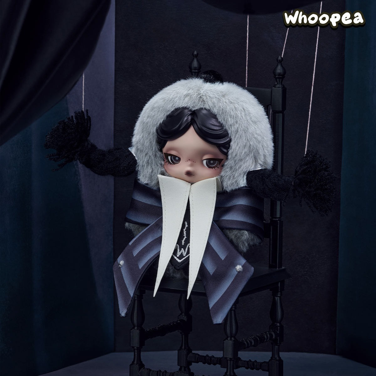 Skullpanda × Wednesday コラボフィギュア（NY限定版） SKULLPANDA × Wednesday Plush (Nevermore Academy Uniform Version