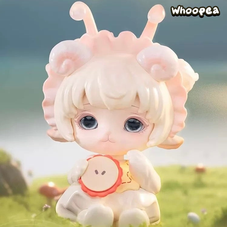Mi Juan Insect Concert Series Vinyl Figure Blind Box