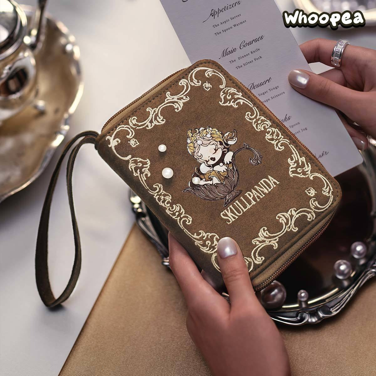 SKULLPANDA The Feast Begins Series Passport Cover – WHOOPEA