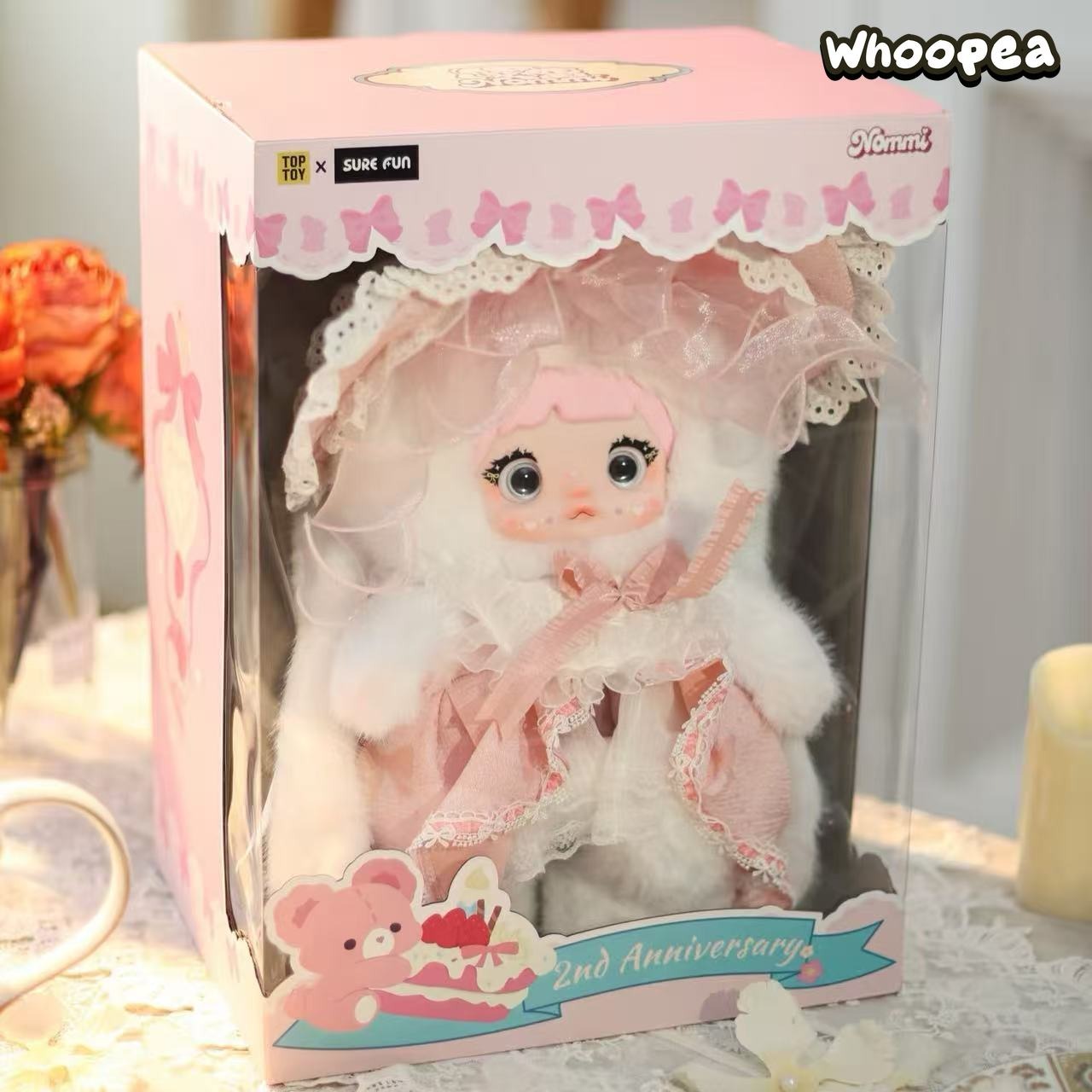z♡  Nommi 2nd アニバーサリー400% Nommi 400% 2nd Anniversary Birthday Plush, Exclusive Version – WHOOPEA