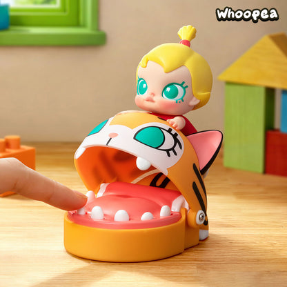 POP MART Baby Molly and Baby Tabby Pulling a Prank Figure