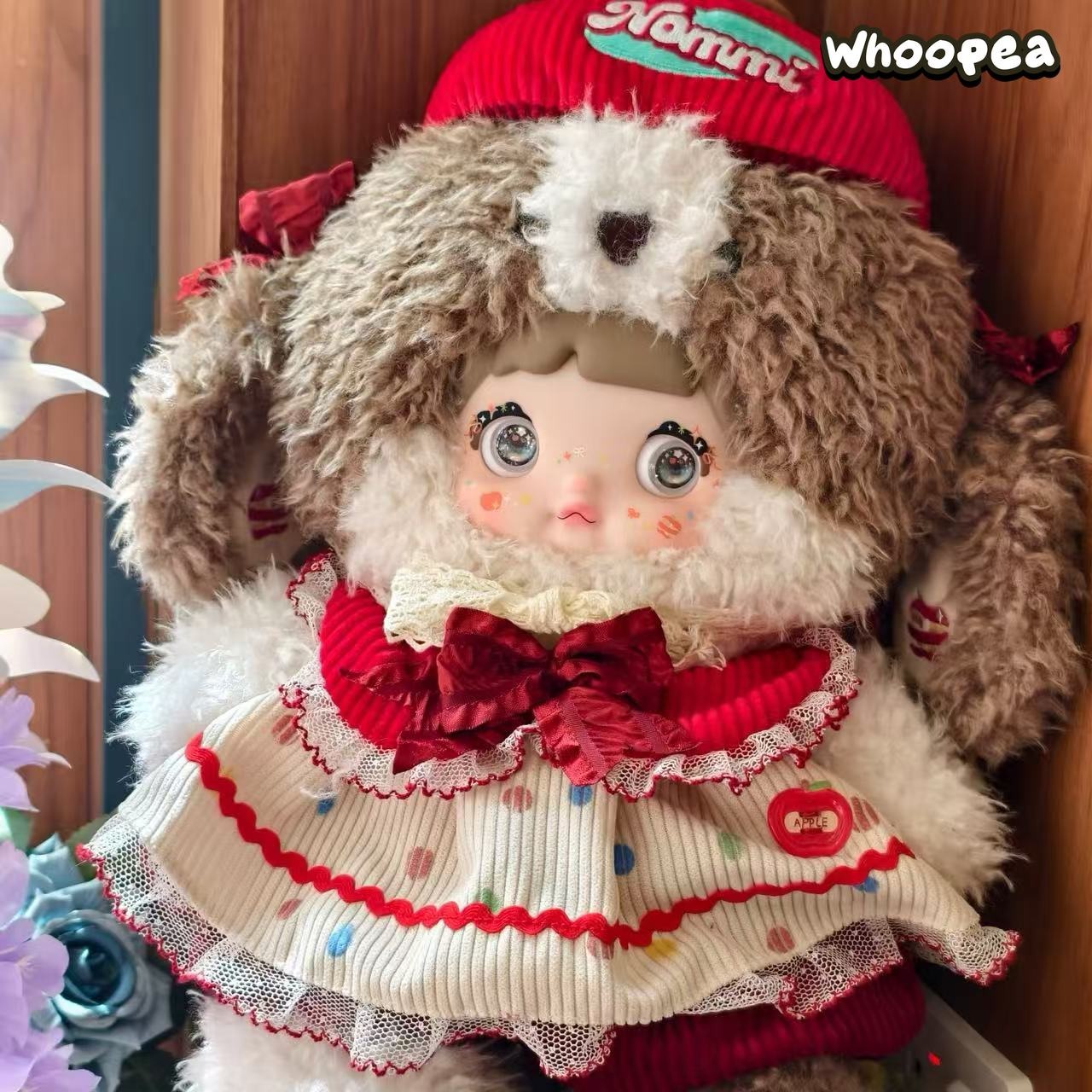 Nommi 400% Have a Bite of the Apple Series Plush, Exclusive Version