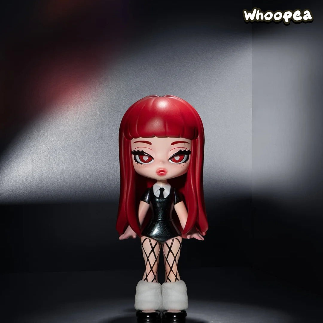 Miniso Jennie Ruby Series Figure Hanging Card – WHOOPEA