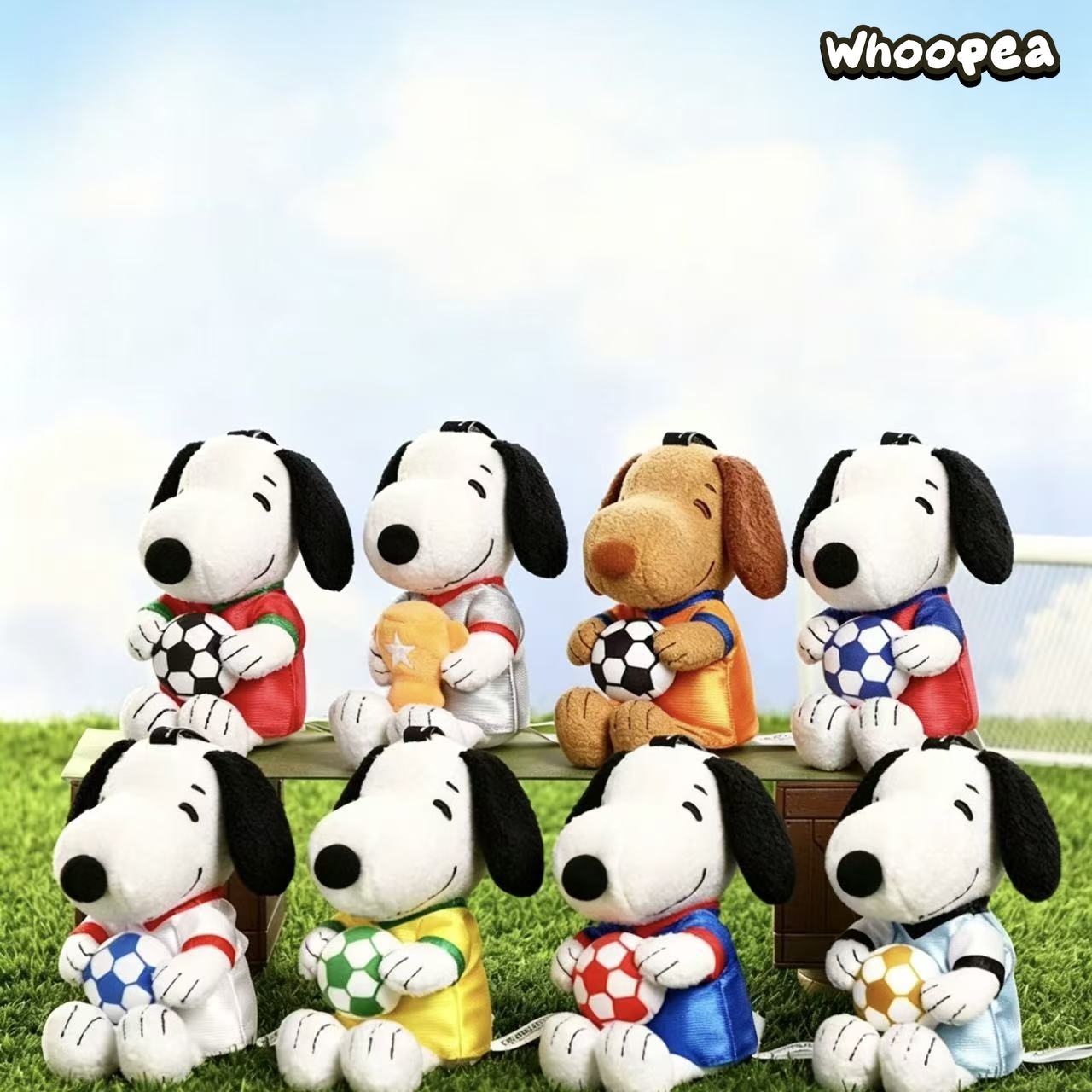 VIPO × PEANUTS Snoopy Football Series Plush Pendant Blind Box
