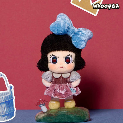 POP MART Angry Molly [PLAY] DSN Princess Series Plush Pendant Blind Box (PRE-ORDER)