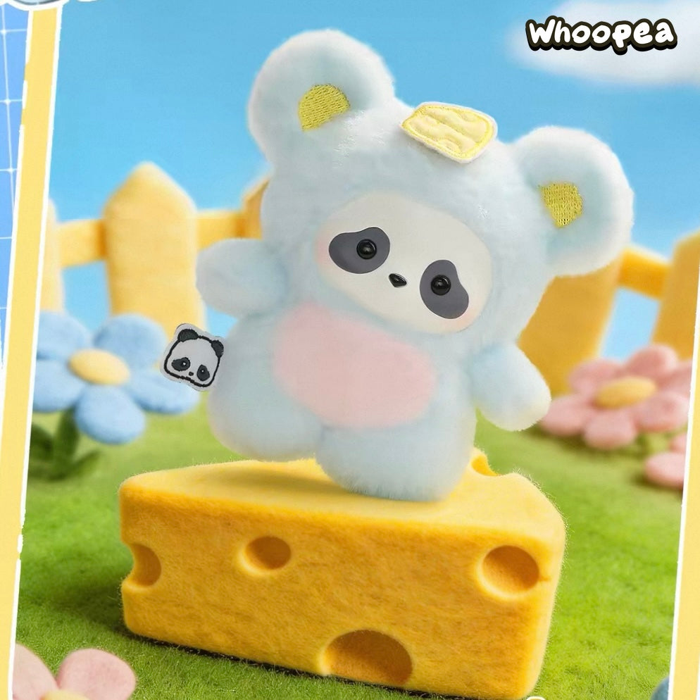 Panda Roll The Zoo In Hands Series Plush Pendant Blind Box